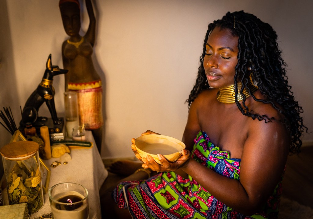 Maabena, Akan people (Ashanti-Akuapem-Fante, Ghana)